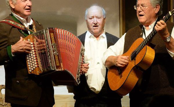 Der Tiroler Volksmusikverein beim Stanglwirt