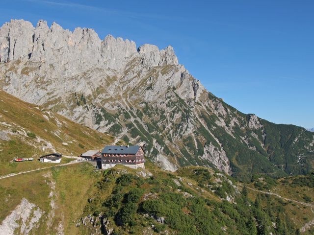 Grüttenhütte on the Wilder Kaiser