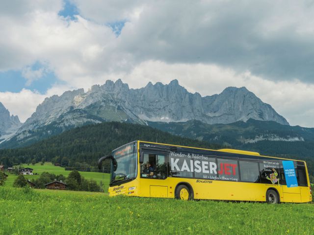 Kaiserjet mit Haltestelle direkt beim Stanglwirt